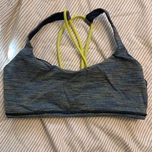 Lululemon free to be bra
